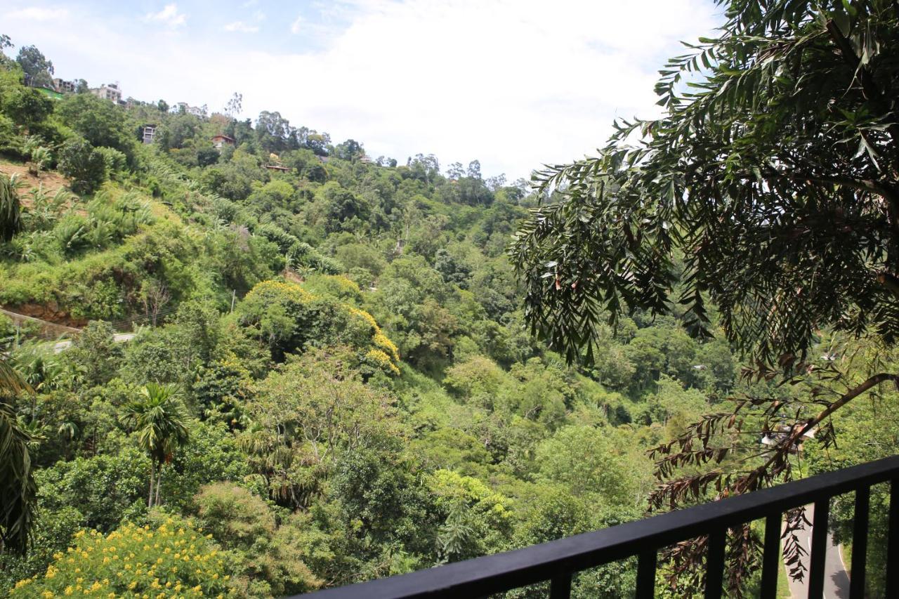 Rawana Mountain View Homestay Ella Bagian luar foto