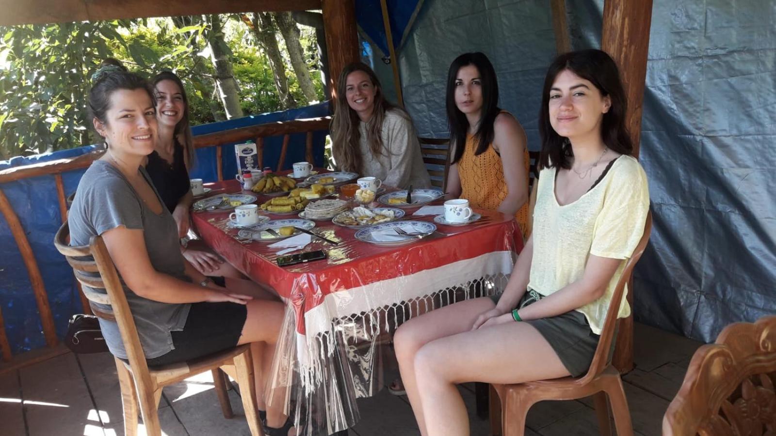Rawana Mountain View Homestay Ella Ruang foto